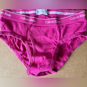 Pink Men’s CK briefs. Size Medium.
